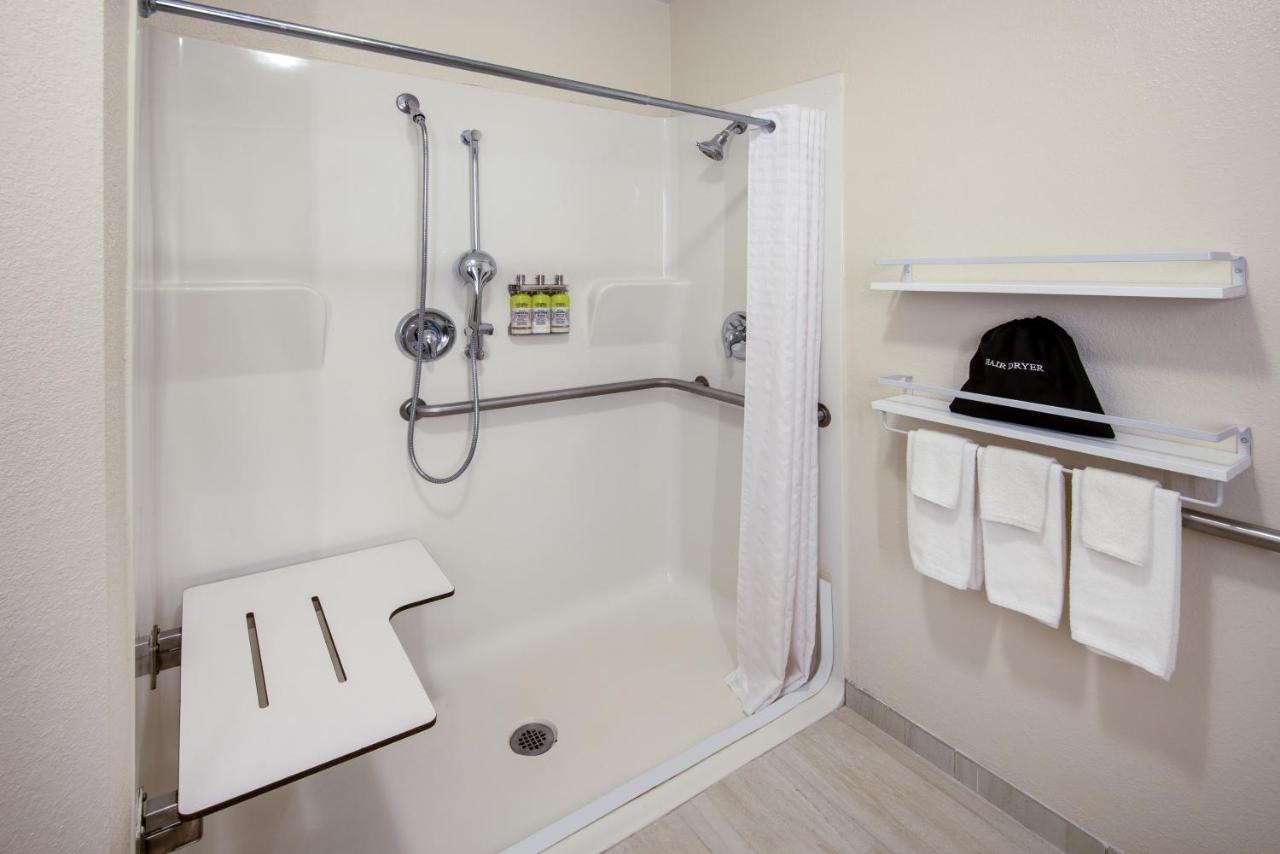 Candlewood By Ihg Manassas
