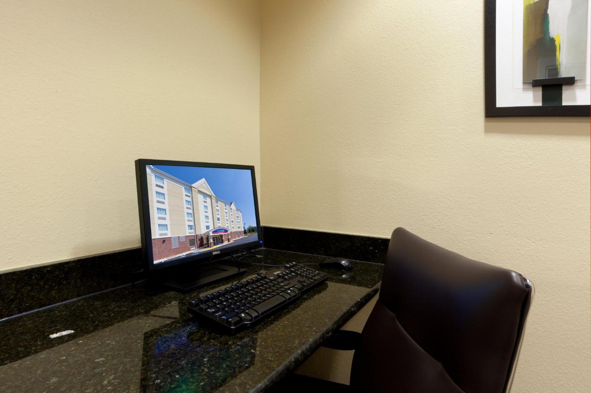 Candlewood By Ihg Manassas